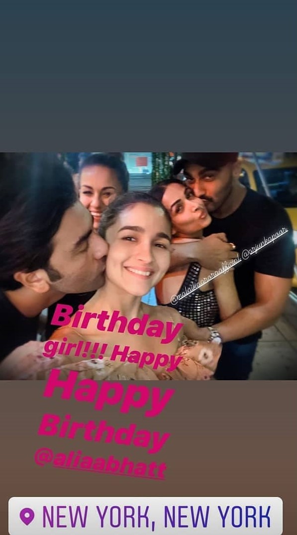 Alia celebrate birthday with Ranbir