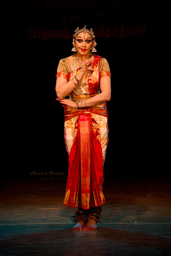 actress shobana