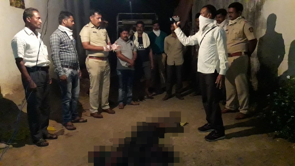 drunk son killed old father in gondia case filed