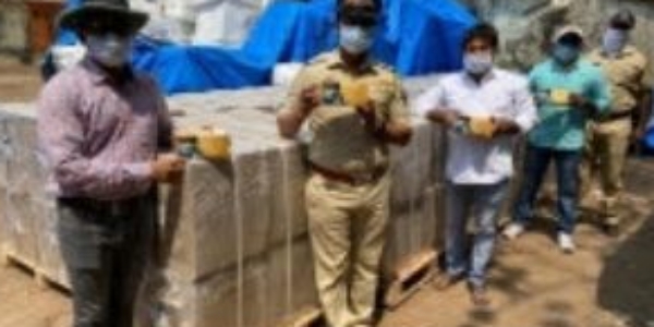 Mumbai police seize 4 lakh masks worth Rs 1 cr