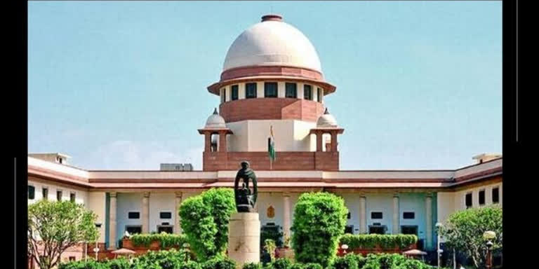 SC asks Centre to curb fake news on coronavirus, set up portal within 24 hours for real time info