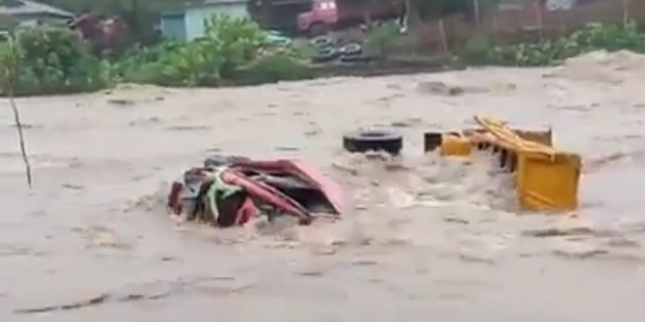 21 killed in floods in Iran