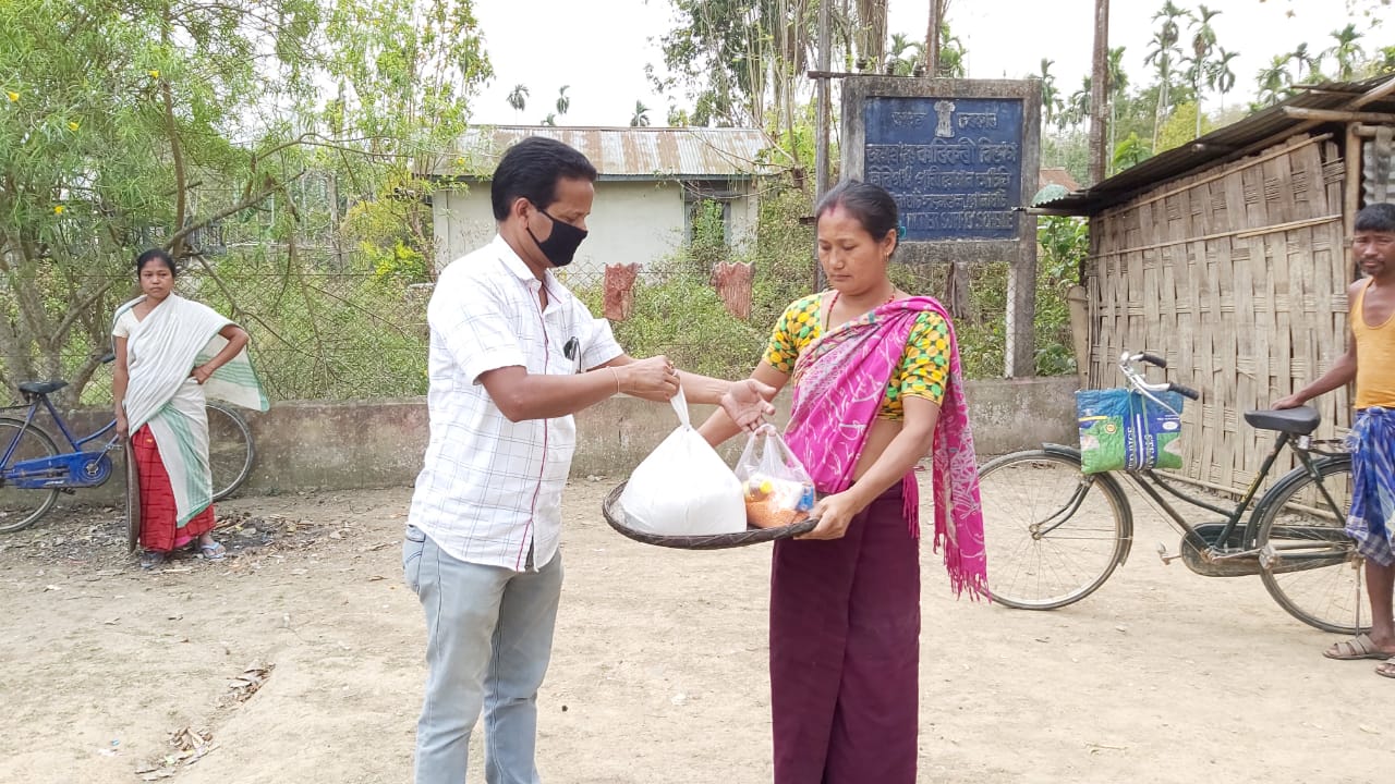 স্বাস্থ্যমন্ত্ৰীৰ আহ্বানলৈ সঁহাৰি বৰপথাৰৰ শিক্ষকৰ