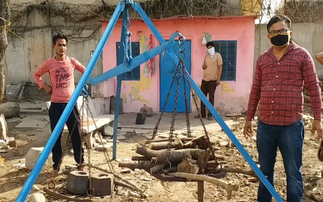 शमशान घाटों पर लकड़ियों की कमी, Lack of wood at the cremation grounds