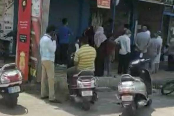 violation-of-the-lock-down-rule-in-mysore