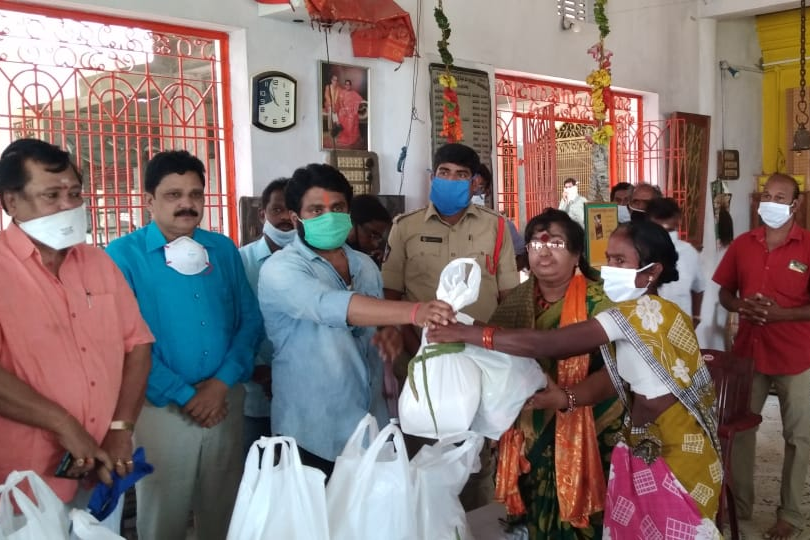 masks distribution