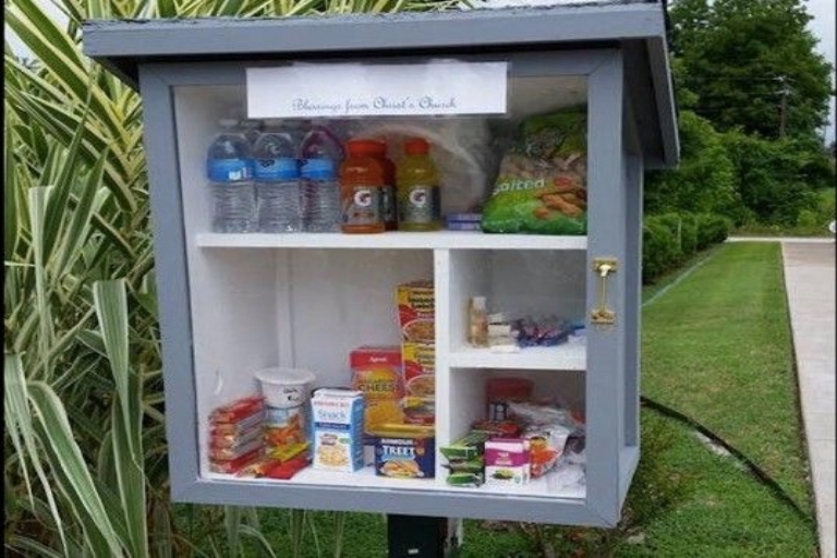 meet this american family, who gave essential food for free