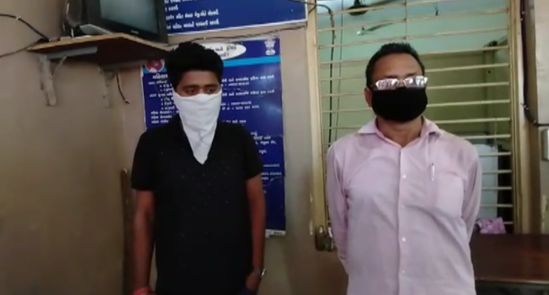 Police arrested a fake doctor from two places in Ankleshwar