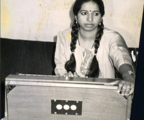 Singer Swarnalatha Birthday special story