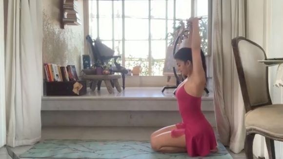 Jacqueline sets Insta afire with hot yoga video