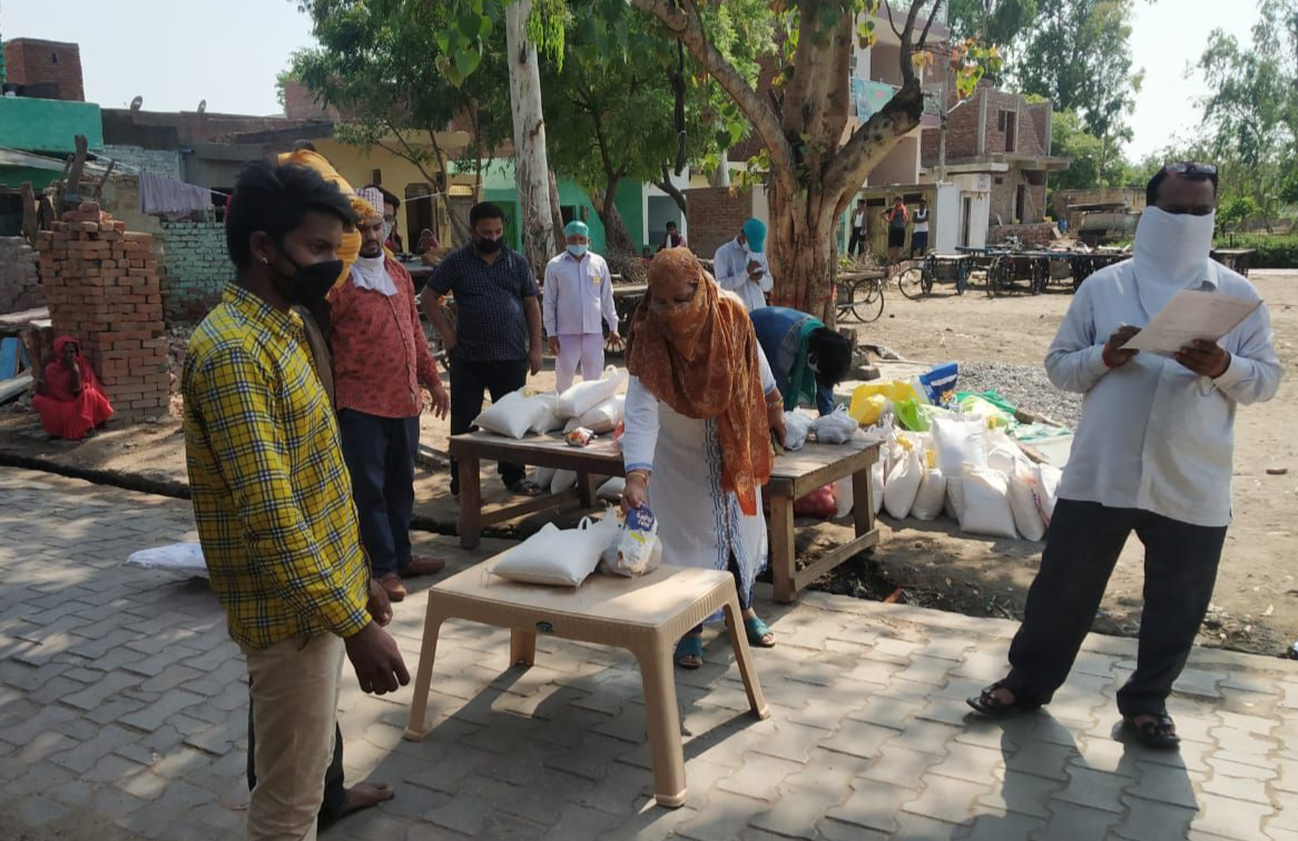 160 families in agra get ration due to steps taken by uttarakhand governor