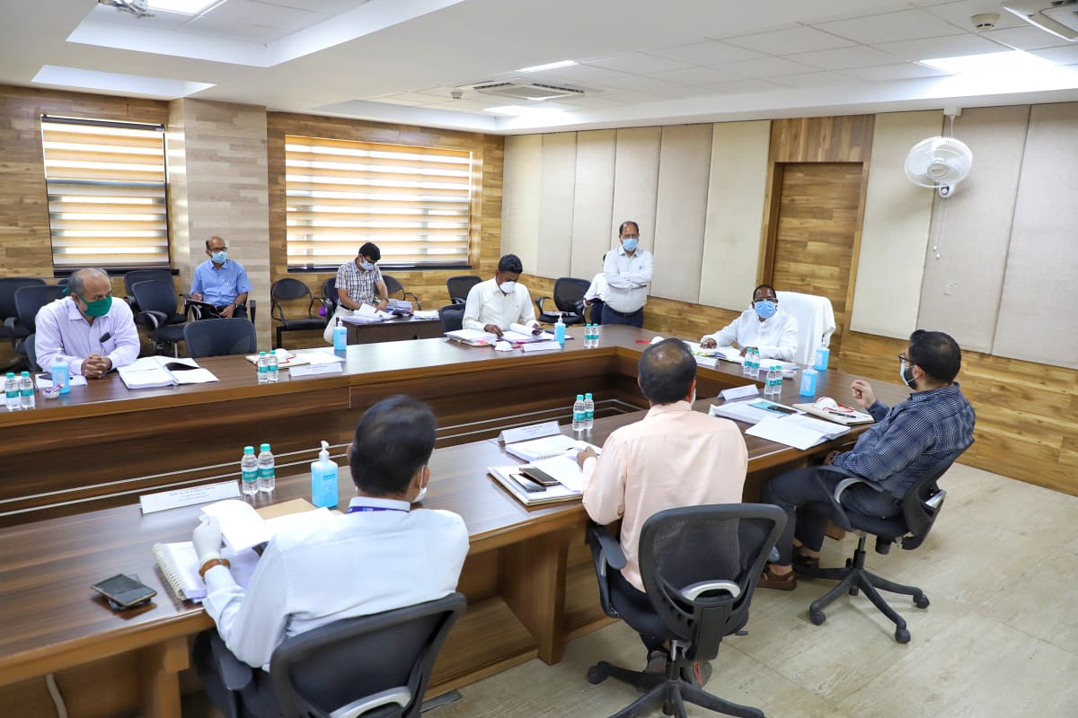 sanitizer-bottle-seen-more-than-water-bottle-in-food-department-meeting-in-chhattisgarh