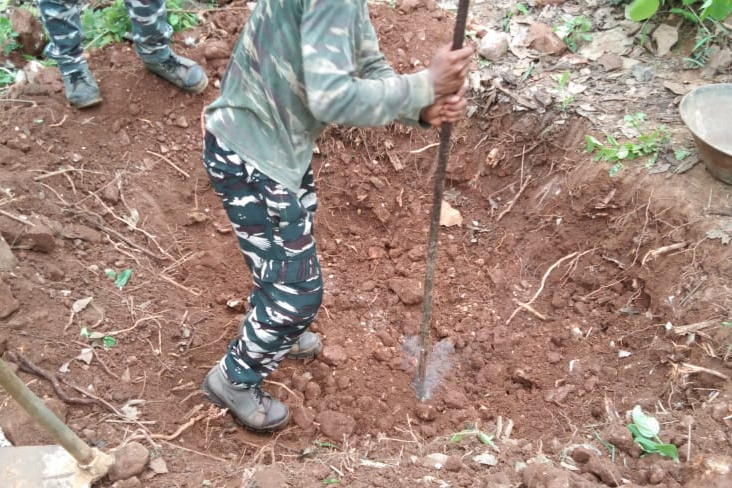 elephant dead body rescued in Keonjhar