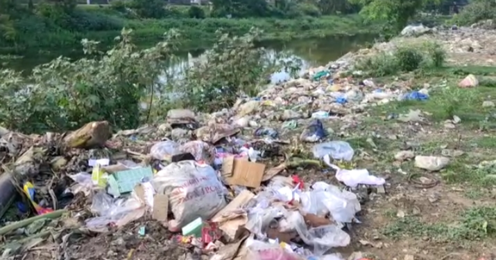 kolong polluted due to irresponsibility of municipality board