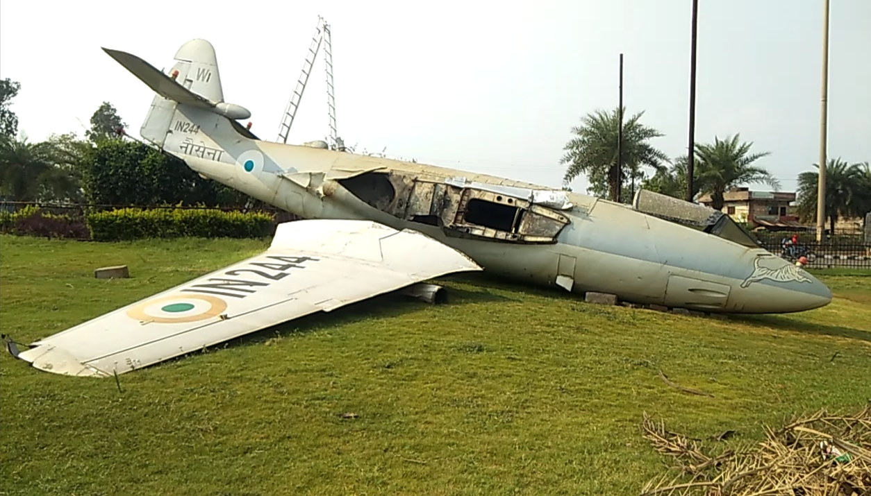 sea hawk aircraft fell  tatibandh chowk