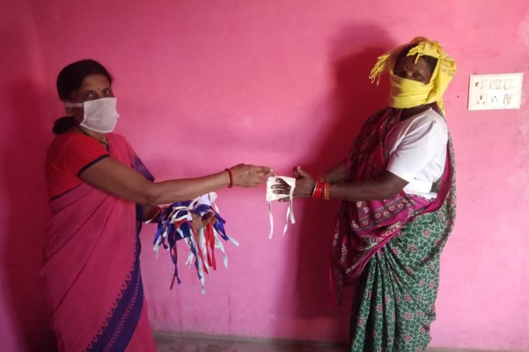 Anganwadi worker and assistant playing the role of Corona warrior in seoni