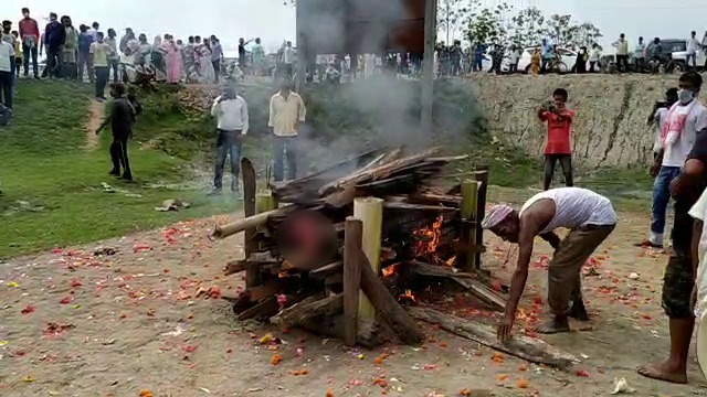 গোকুল পাঠকৰ অন্ত্যেষ্টিক্ৰিয়া