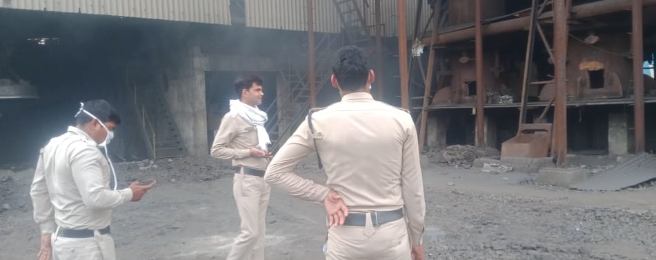 two-people-injured-in-fire-at-jurawar-steel-plant-