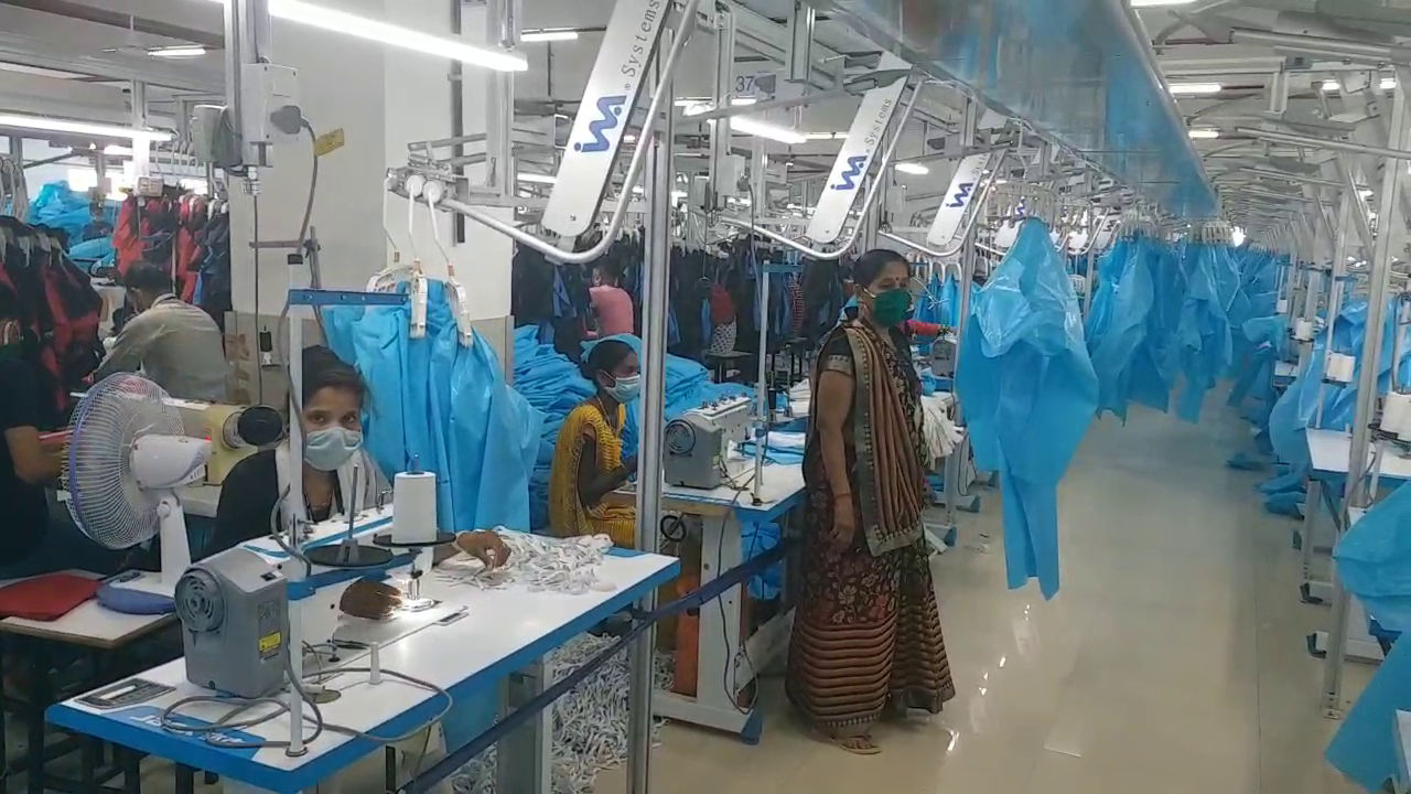 पर्सनल प्रोटेक्टशन किट, Dungarpur News,  New Jill Rain Wear Company