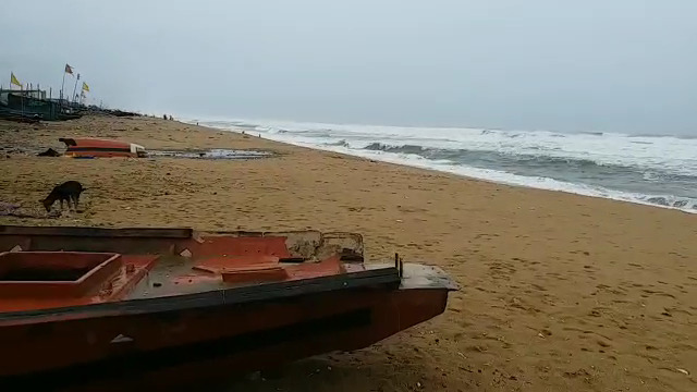 Super cyclone 'Amphan' weakens as it rolls towards Indian