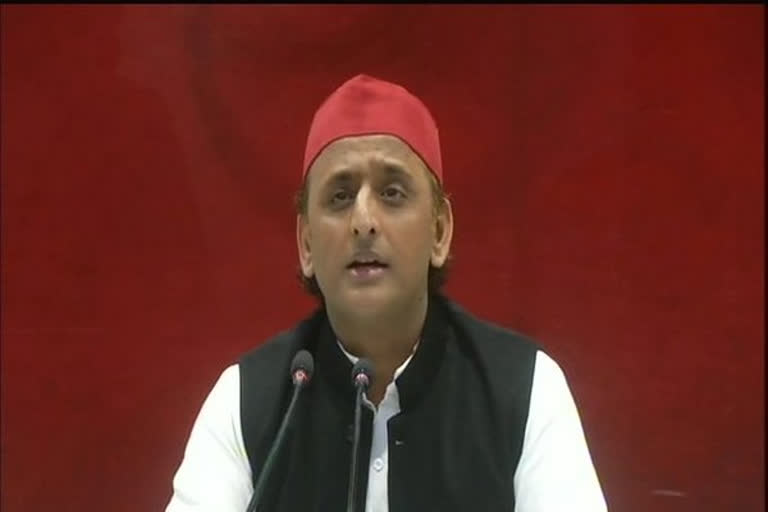 BJP exploiting migrant workers' eagerness to reach home: Akhilesh