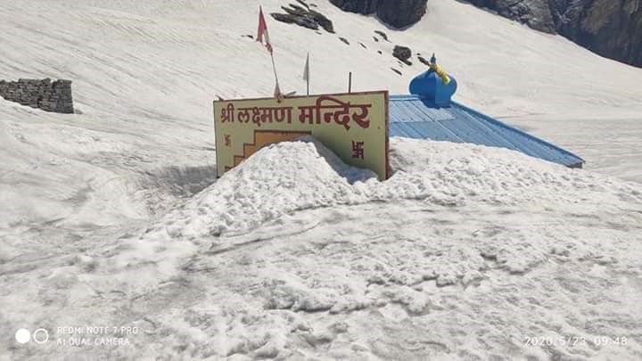 now-covered-pictures-of-hemkund-sahib