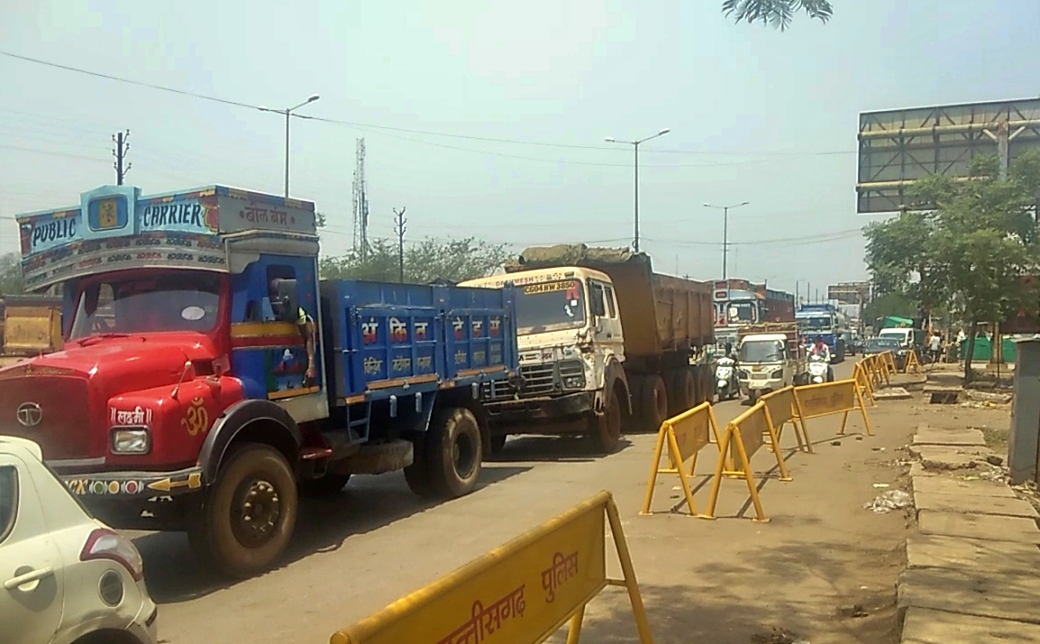 Long line of vehicles