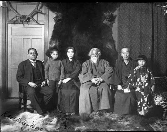 Rash Behari Bose and his family with Rabindranath Tagore