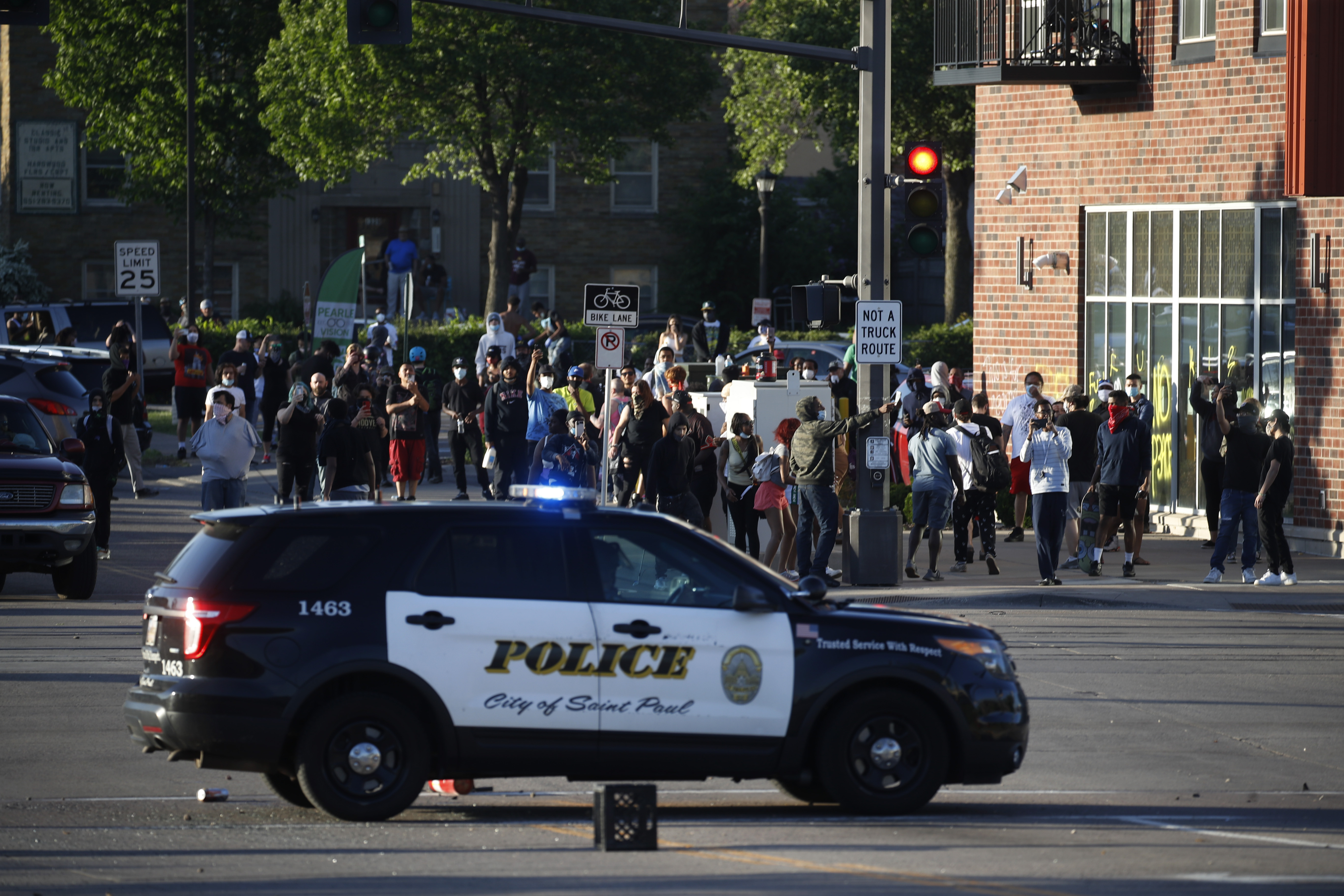 Protesters enter Minneapolis police station