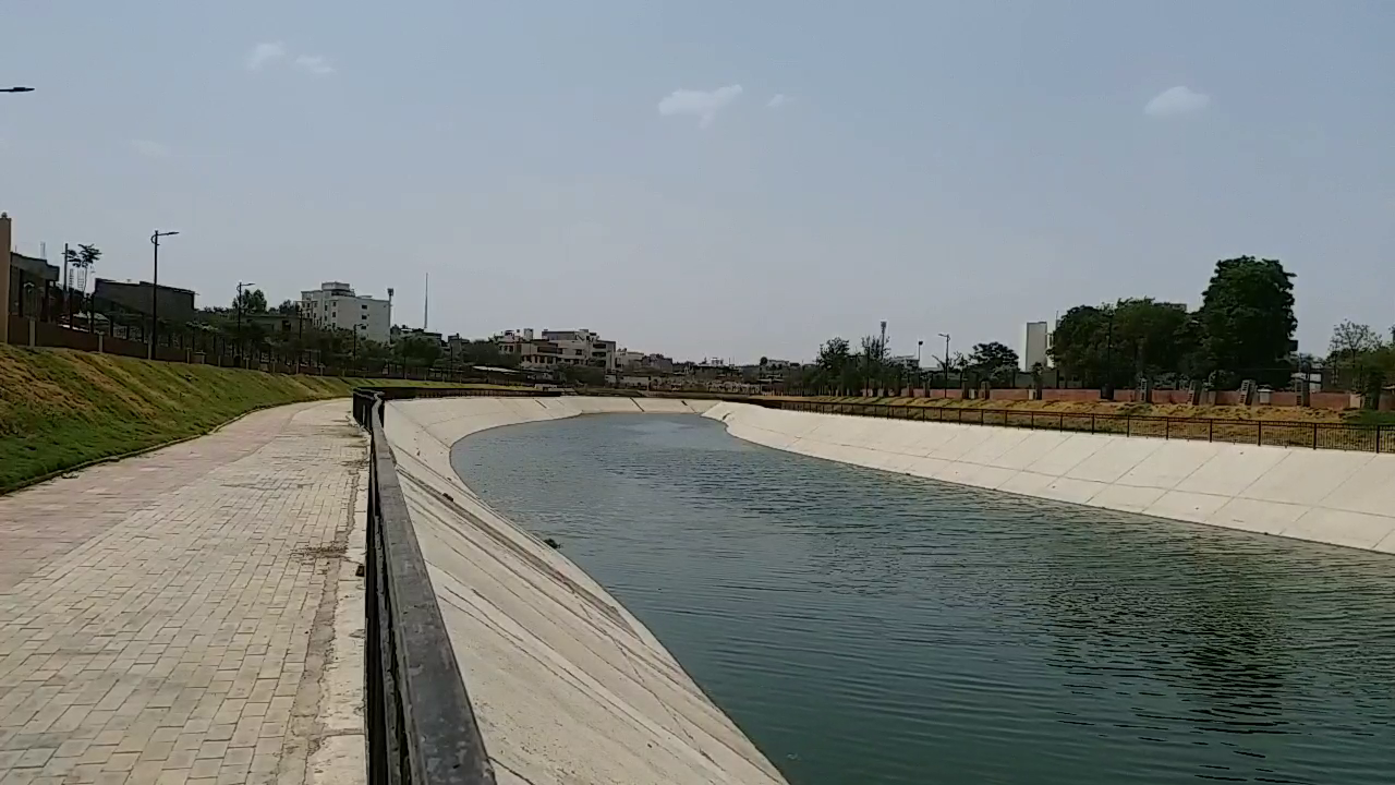 द्रव्यवती नदी में साफ-सफाई, Sanitation in the river dravyavati