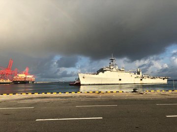 ins-jalashwa-arrived-in-colombo-sri-lanka-today-to-bring-back-indian-citizens-stranded-overseas