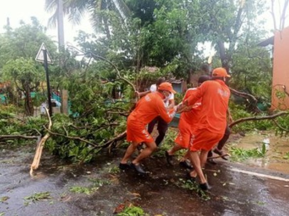 NDRF team at rescue work