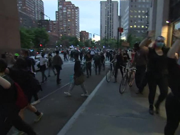 Tens of Thousands of Houstonians march to pay tribute to George Floyd