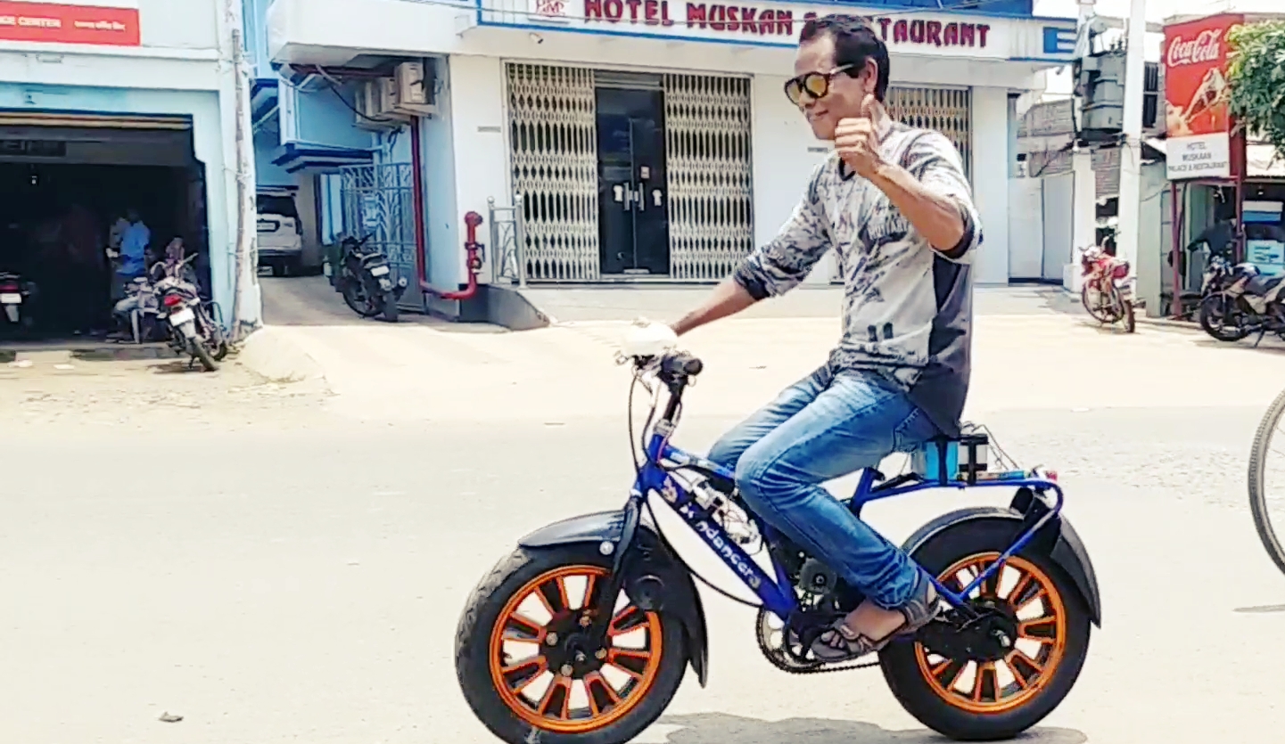 Puncher mechanic made electric bicycle