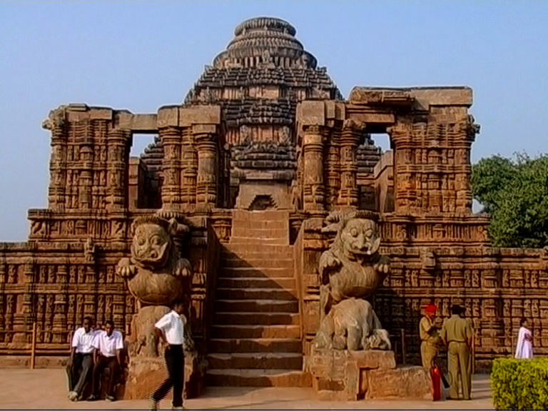 10 interesting facts about the archaeological wonder Sun Temple Konark