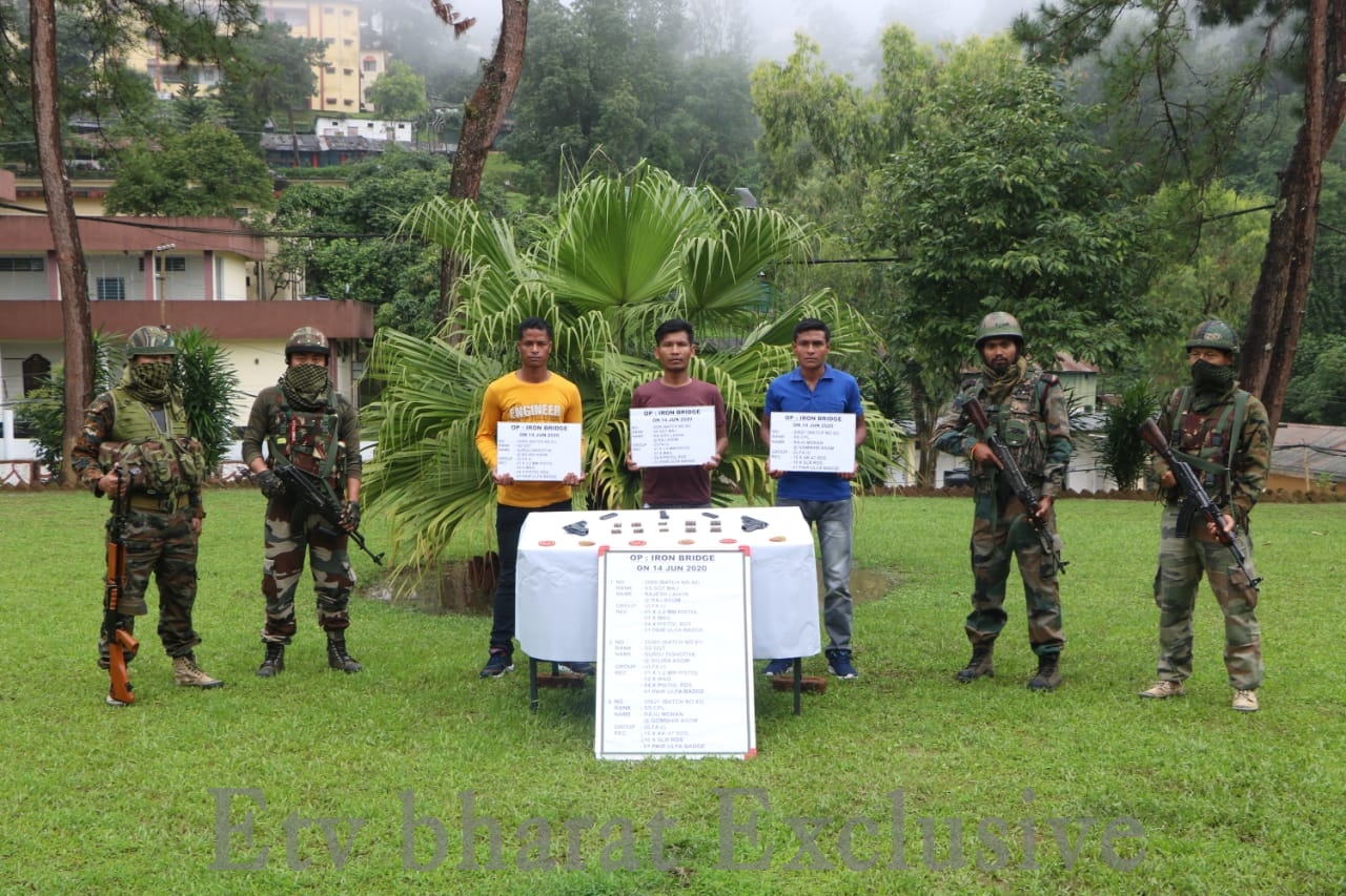 ulfa members apprehended by assam rifles