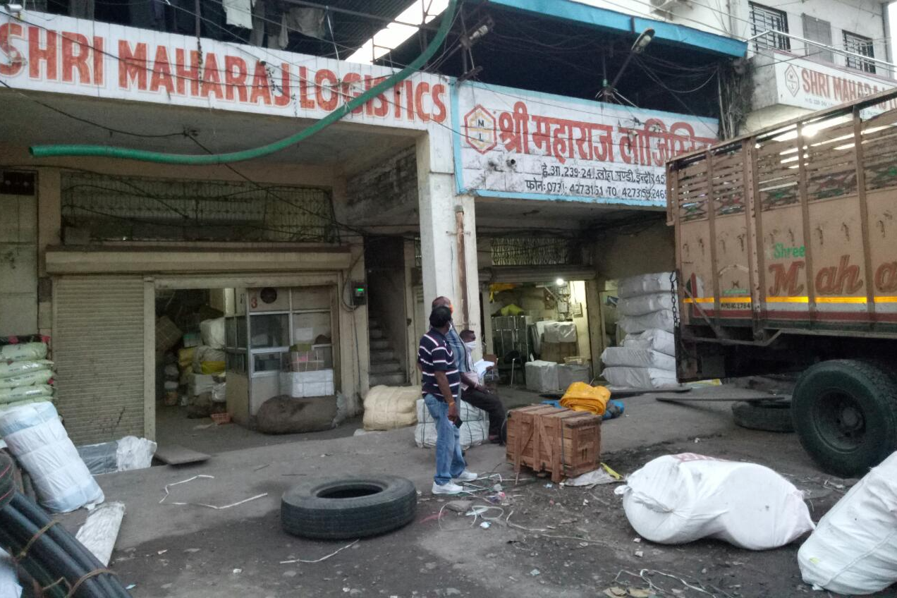 Indore Municipal Corporation takes action to open shops on holiday