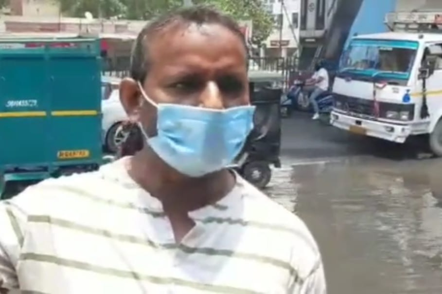 water logging near rajendra nagar metro station in ghaziabad