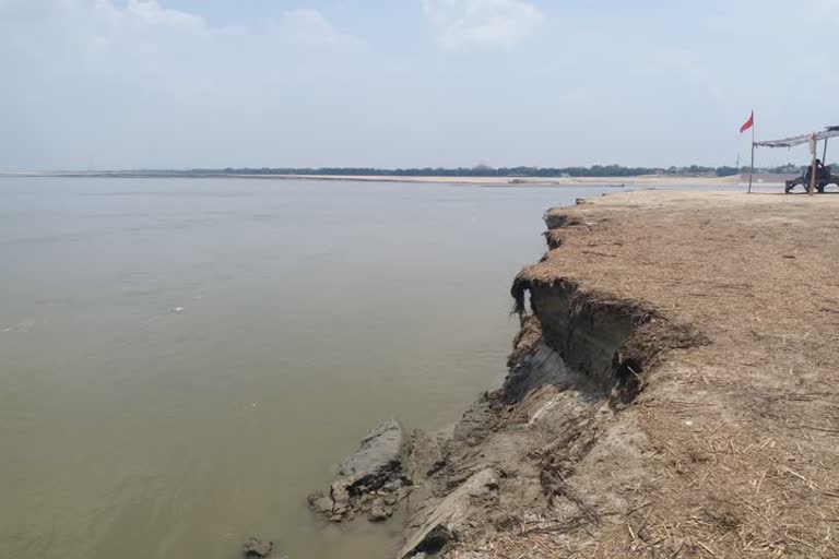  ganga yamura water level increased in prayagraj