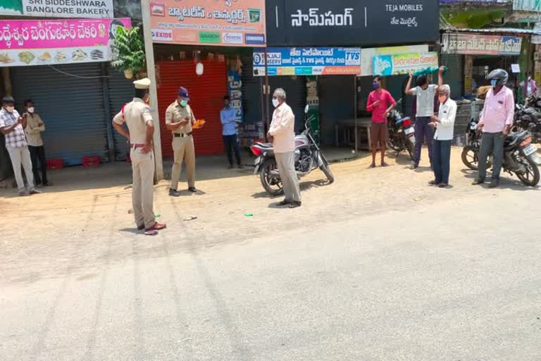 lockdown second day, Husnabad