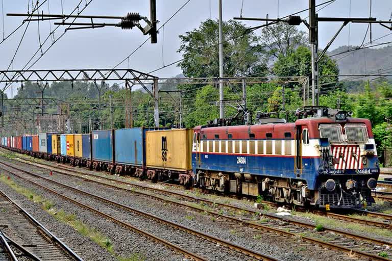 mumbai to chennai railway