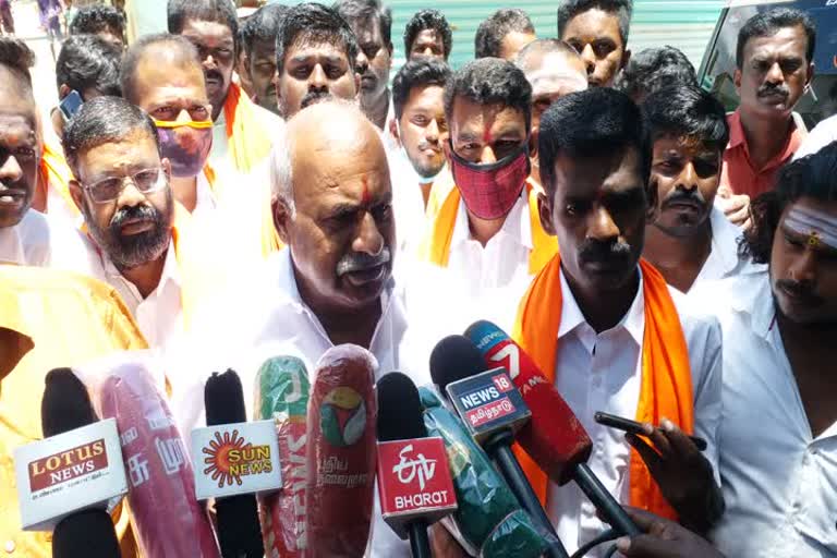 இளைஞர் கொலை வழக்கு: சிபிசிஐடி-யிடம் ஒப்படைக்க கோரி இந்து முன்னணி மாநில தலைவர் வலியுறுத்தல்!