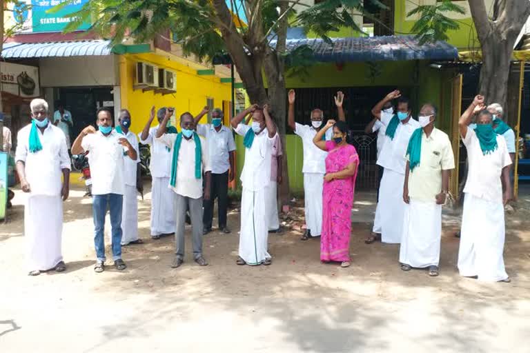 Co-operative banks affiliated with the Reserve Bank: Slogan support protest in Nagai