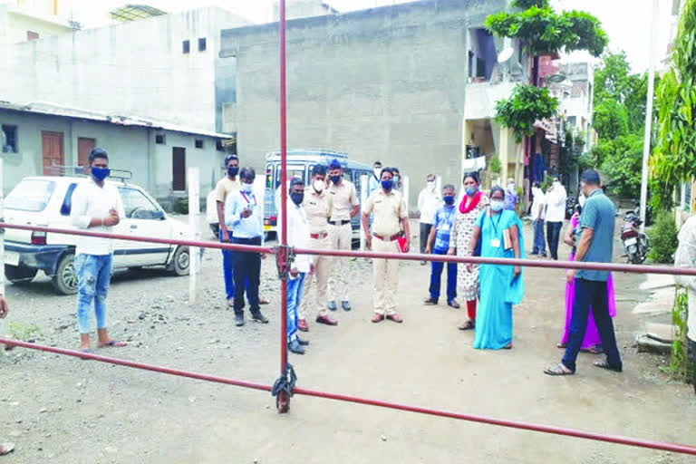 Visarwadi eight people quarantine