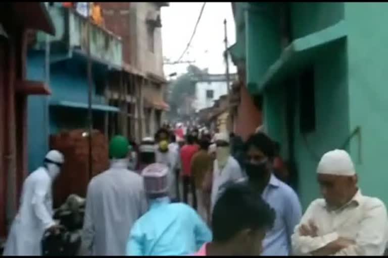 people violates social distancing norms during eid prayer in mosque at ramgarh