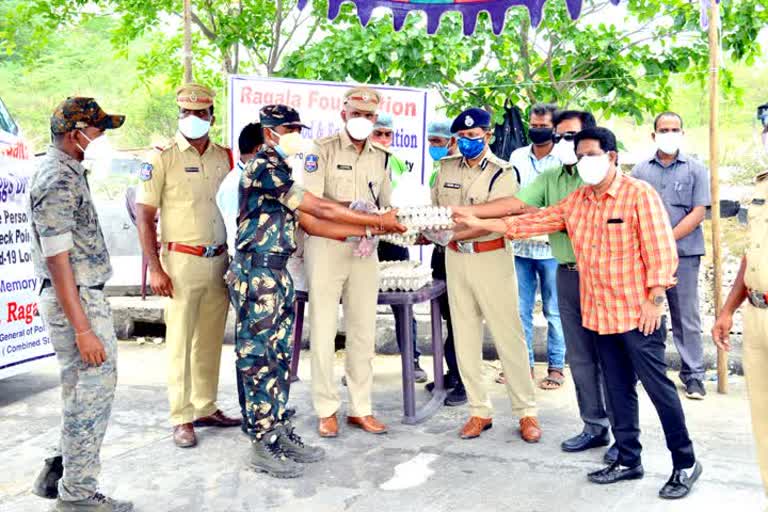 rachakonda acp sudheer babu distributed food and eggs to police