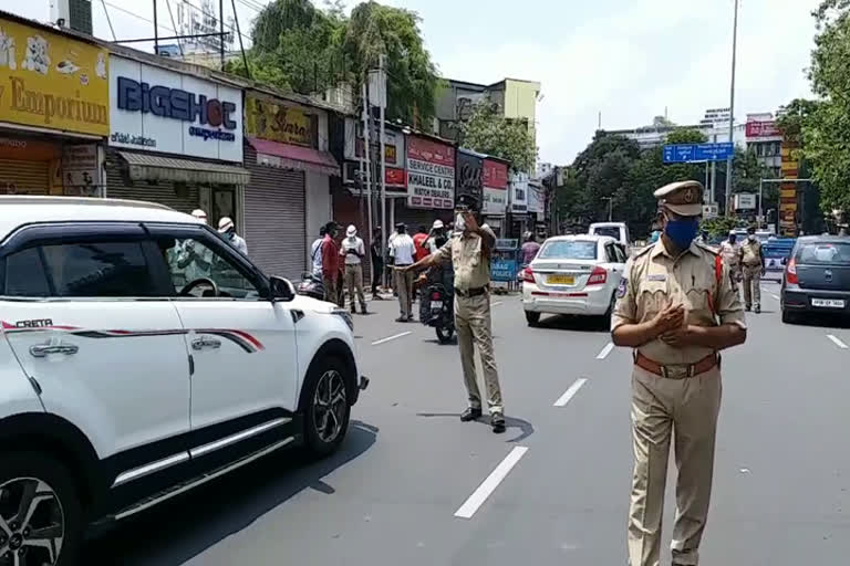 police checkings in hyderabad