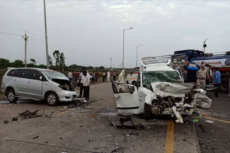 Road accident in madhya pradesh