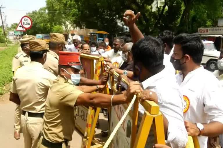 Protest to close schools in Pondicherry