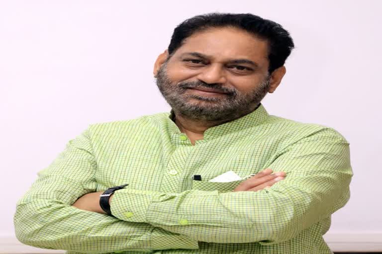 Energy minister Nitin Raut 